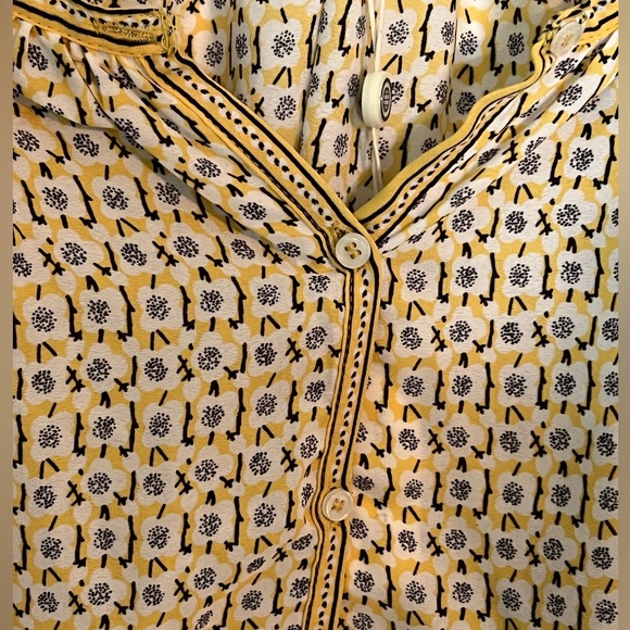 Max Studio Yellow Blouse - Picture 3 of 8